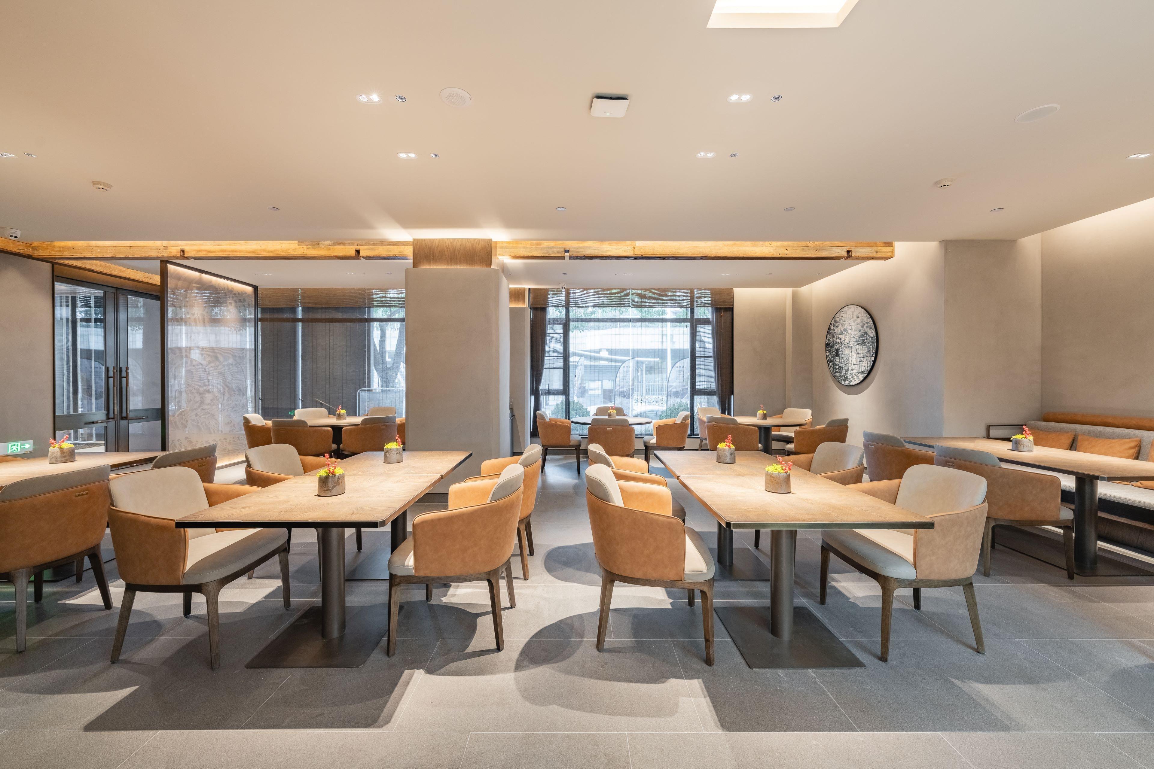 Holiday Inn Express Shanghai Expo Centre By Ihg Екстериор снимка