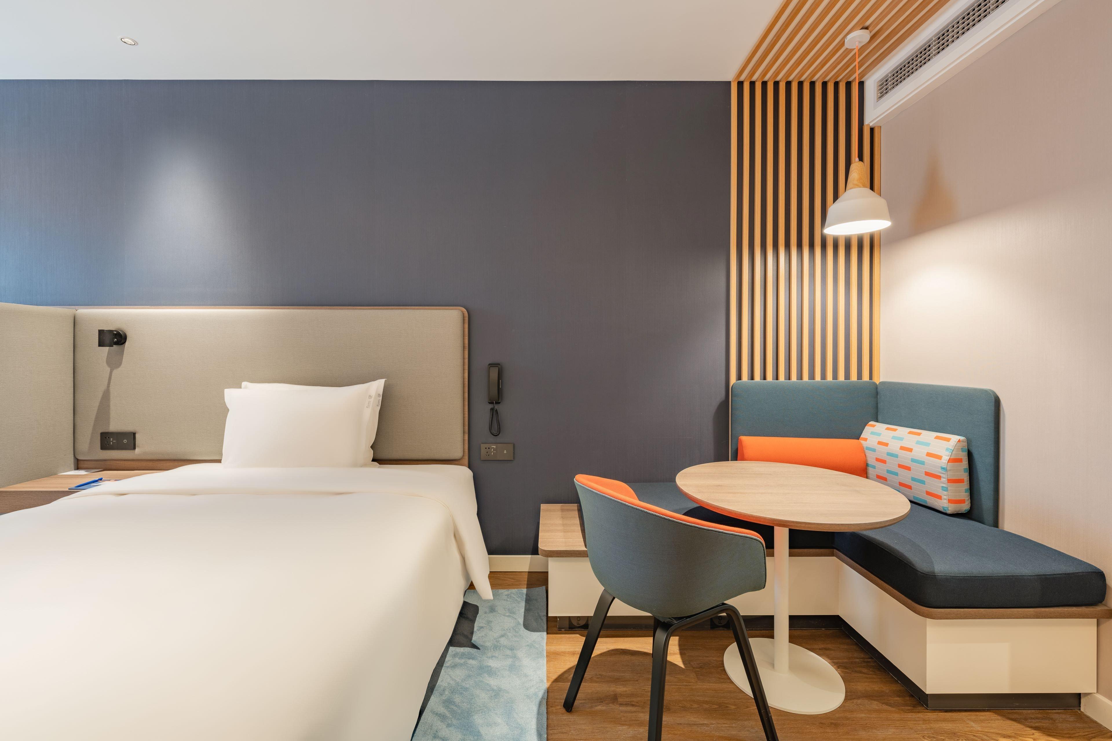 Holiday Inn Express Shanghai Expo Centre By Ihg Екстериор снимка