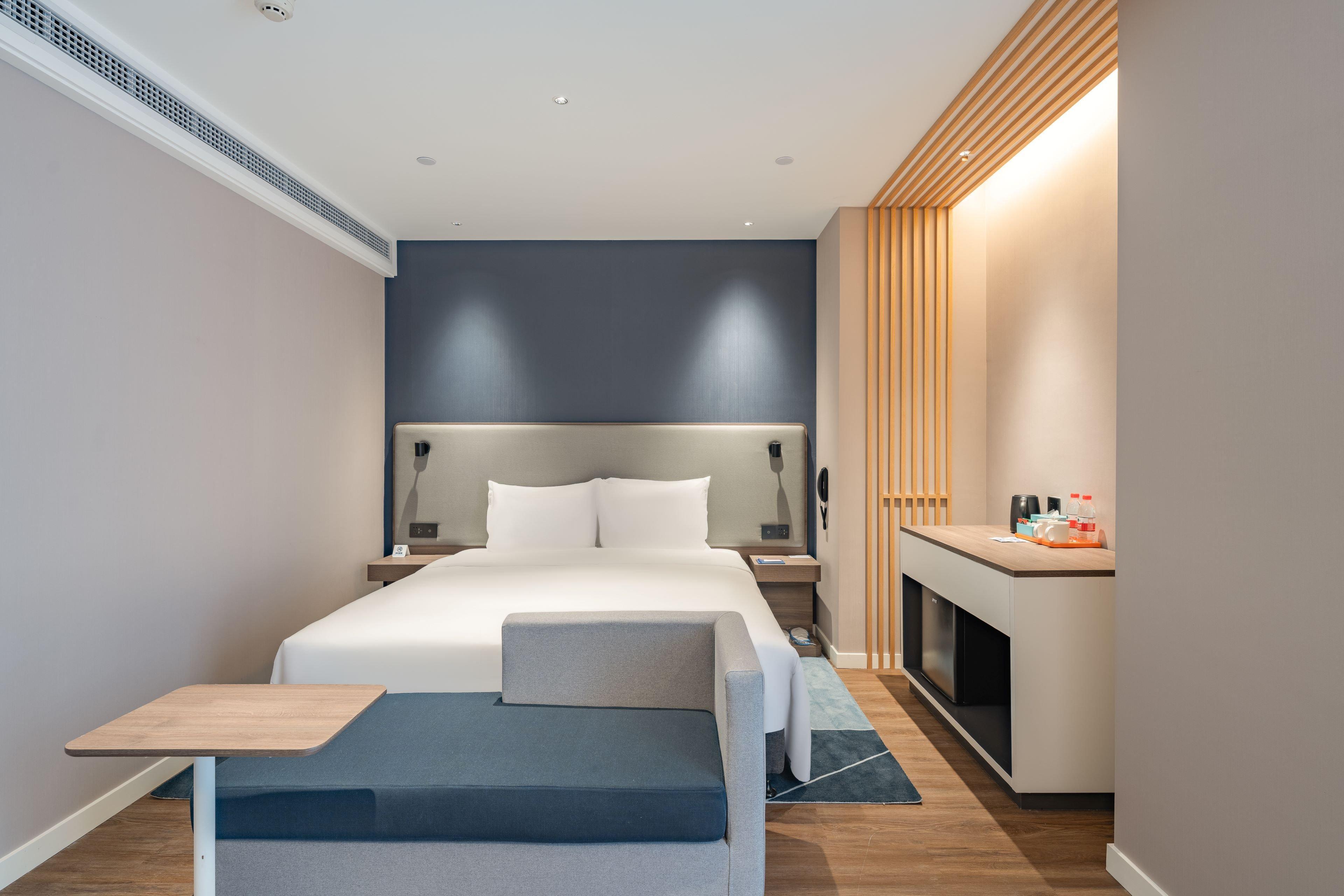 Holiday Inn Express Shanghai Expo Centre By Ihg Екстериор снимка