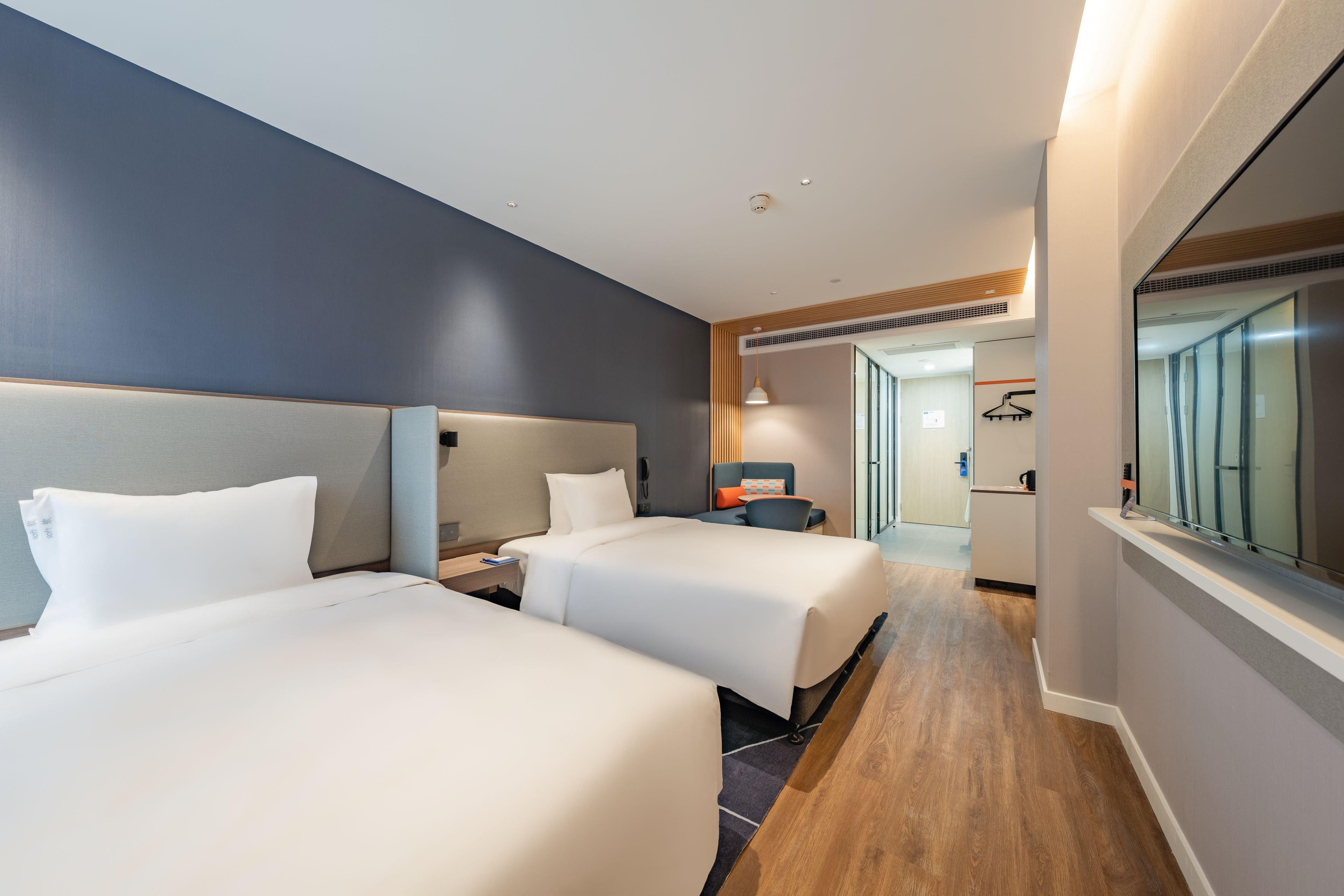 Holiday Inn Express Shanghai Expo Centre By Ihg Екстериор снимка